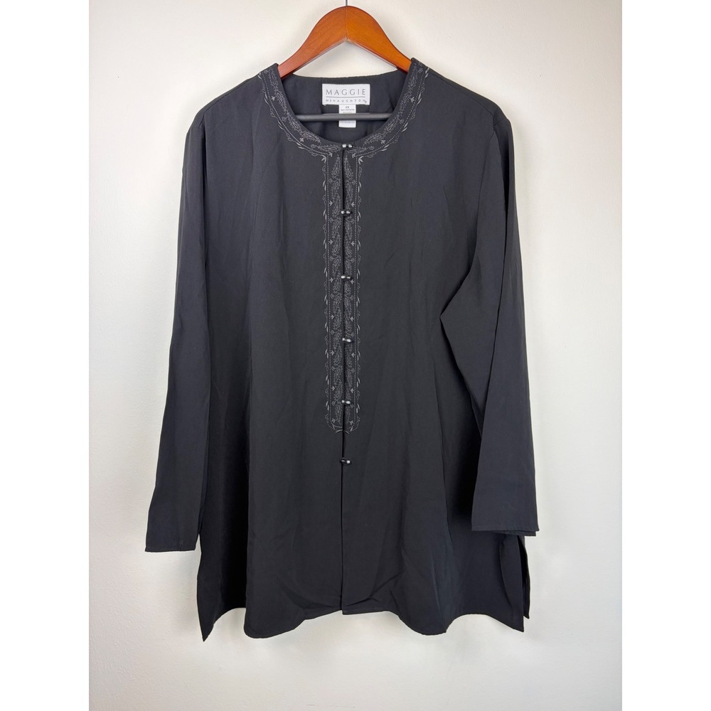Maggie McNaughton Tunic Blouse 2X Black Embroidered Floral Toggle Button Top